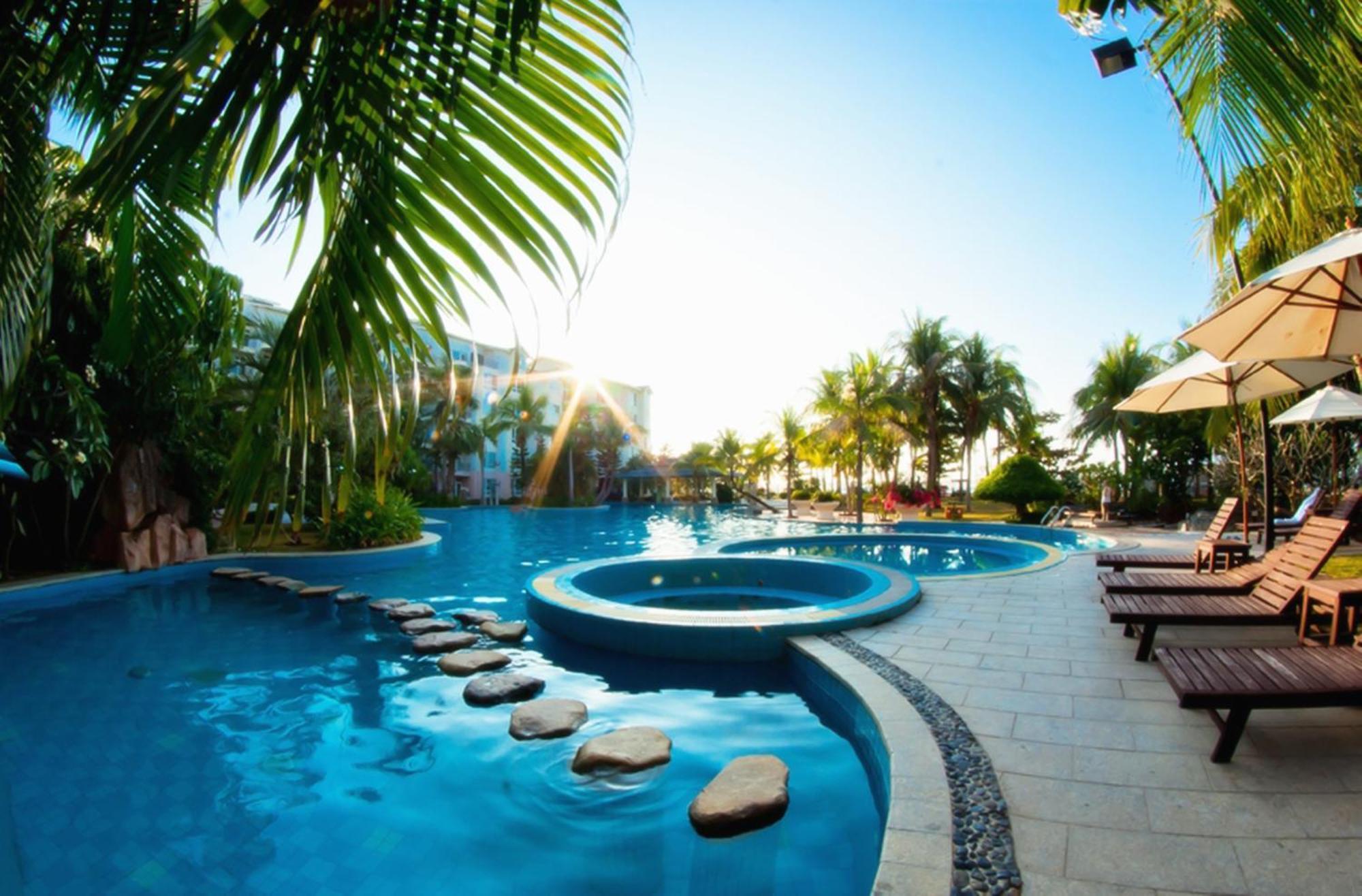 Wanbo Hotel Sanya Extérieur photo